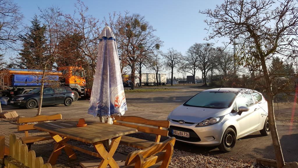 Tivoli Hotel Zerbst Bagian luar foto